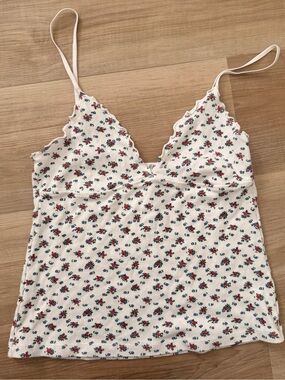 Rare Brandy Melville floral camisole cropped babydoll top!
